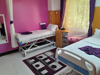 Little Bees Children's Clinic