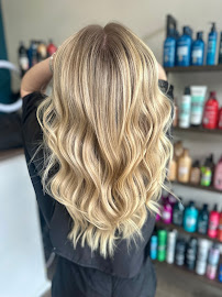 Strut Salon & Skin - Bayou