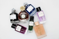 DIVINA PERFUMES LLC