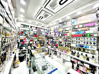 DIVINA PERFUMES LLC