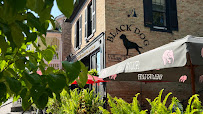 Black Dog Village Pub & Bistro
