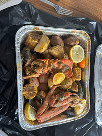 Lizzy's seafood Boxes