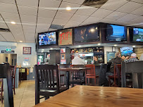 Tiff's Restaurant & Sports Bar