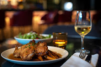 Lucky's Restaurant & Bar