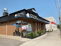 Izzy's Schooners Restaurant & Patio Lookout