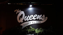 Queens Bar and Grill