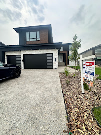 Amrit Hunjan Your Favorite Edmonton REALTOR