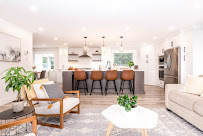 Creativ Realty
