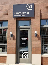 CENTURY 21 Signature Real Estate - Story City