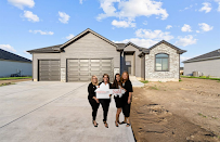 SalinaHomes- Jody Ryan and Morgan Powell