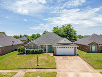 Team Lytle of Berkshire Hathaway HomeServices Ally Real Estate
