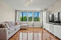 Mike Urban, Boston Real Estate