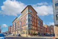 Entourage Realty LLC