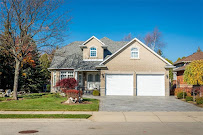 Real Estate Broker-Arshad Hayat