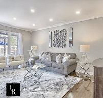 Kim Woollett, Real Estate Broker