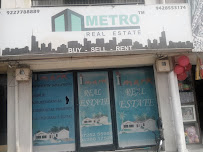 Metro Real Estate