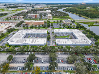 Se Lavi Real Estate Productions