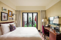 Grand Park City Hall