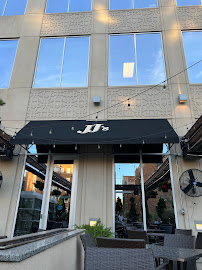 Bristol Seafood + Steak + Social