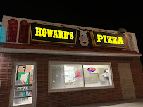 Howard's Pizza