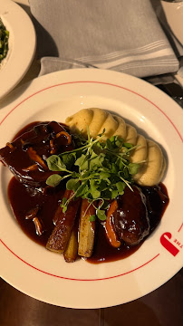 Leela Indian Food Bar (Dundas) Best Indian Restaurant Toronto