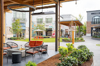 Bridgeport Village