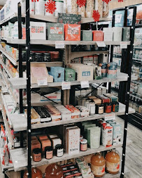 Riverside Grocery