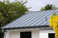 Vald Roofing LLC