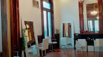 Salón de Belleza Dominicano Dominican Beauty Salon