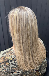 NUMÉRO 32 coiffure et esthétique
