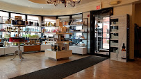 Lumos Nox Salon