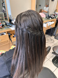 Streamwood Hair Salon