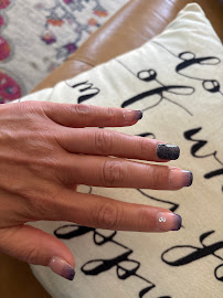 M-Royal Nails and Spa