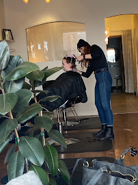 BE Salon