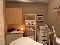 Sitting Pretty Salon