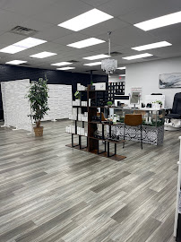 Monarch Salon