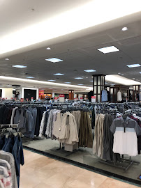 Crossroads Mall