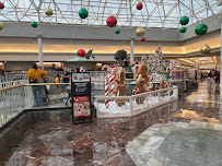 Lakeside Shopping Center