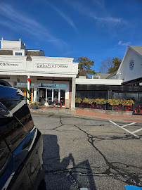 The Longmeadow Shops