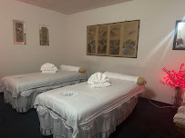 Pembroke Day Spa (Asian Massage)