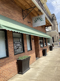 Aura Spa LLC