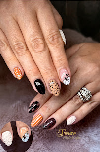 Trendy Nails & Spa. WV