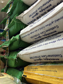 SRI VIGNESH RICE MUNDY & MALLIGAI