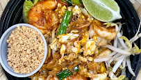 Khan Toke Authentic Thai