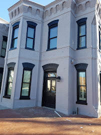 Dr. Sylos-Labini PLLC - Washington DC Therapist