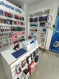 iGo Tech