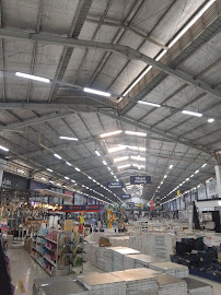Pratama Supermarket Bahan Bangunan Lemahabang