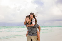 Love and Waves Travel
