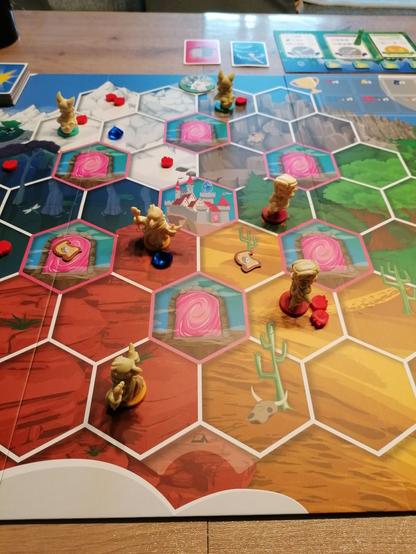 Ansicht des Spielbrettes von My Little Scythe von oben.