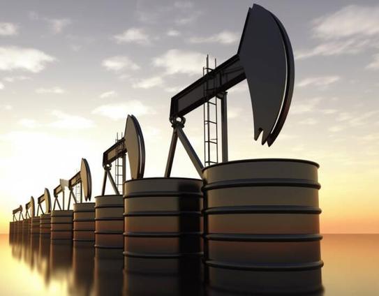 Oil News: Bearish Crude Oil Outlook as U.S.-EU Trade Tensions Threaten Demand